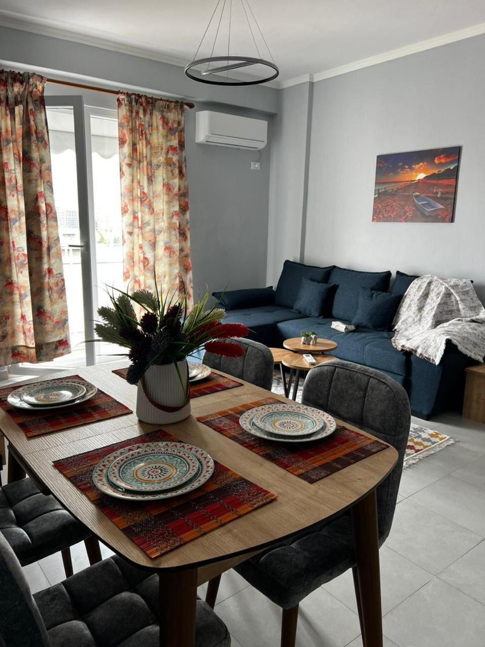 Night Star Appartement Tirana